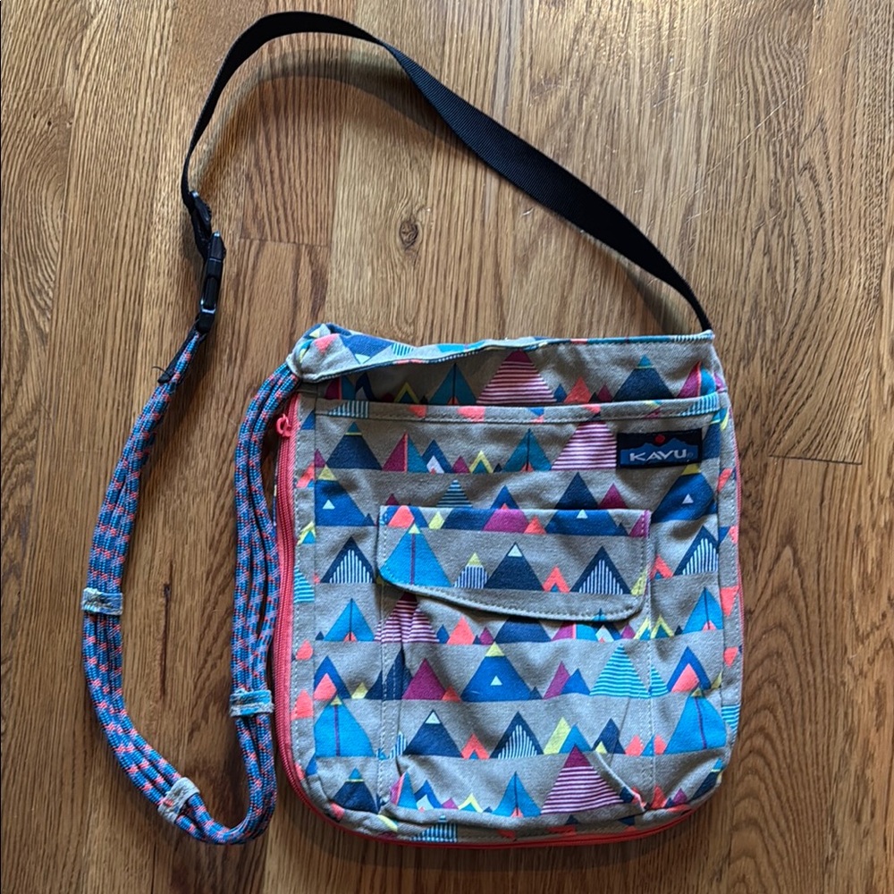 Kavu Crossbody Bag mountains peaks hiking RARE